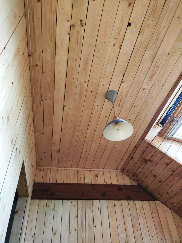 bureaubox binnenzijde plafond